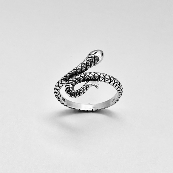 🐍 🐍TOP SELLER 🐍🐍 Sterling Silver Snake Ring, Silver Rings, Reptile Ring - Picture 5 of 12